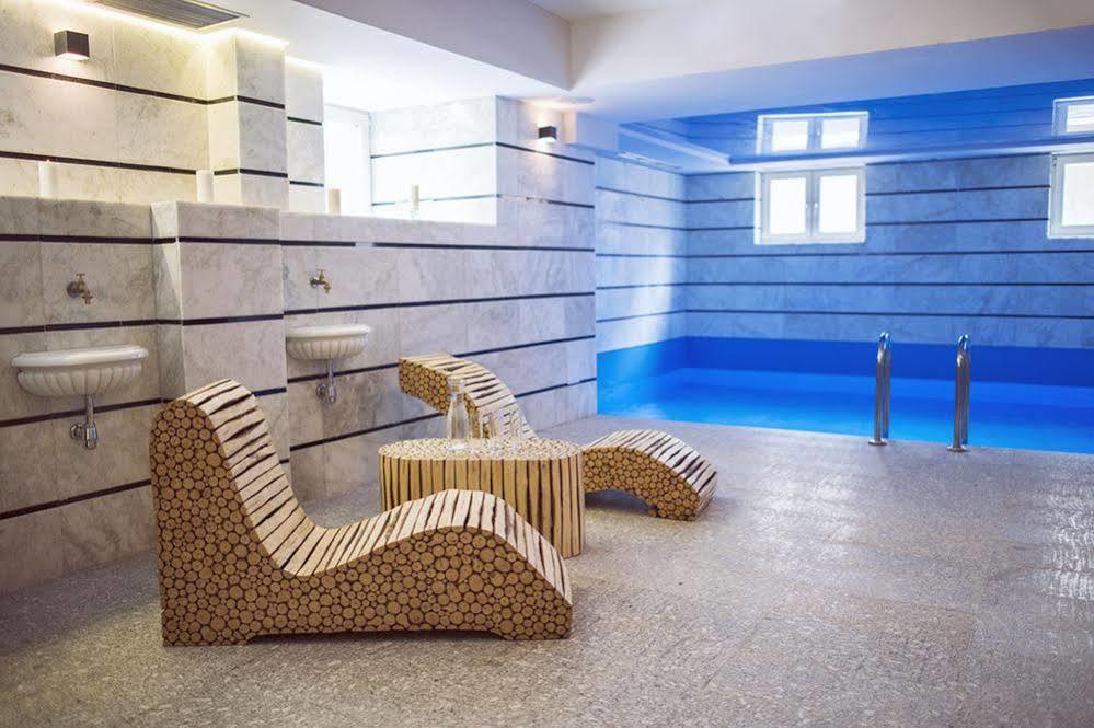 Orient Palace Bielany Wrocławskie 외부 사진