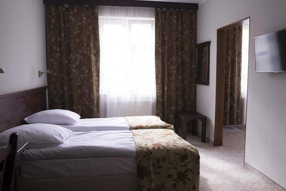 Orient Palace Bielany Wrocławskie 외부 사진