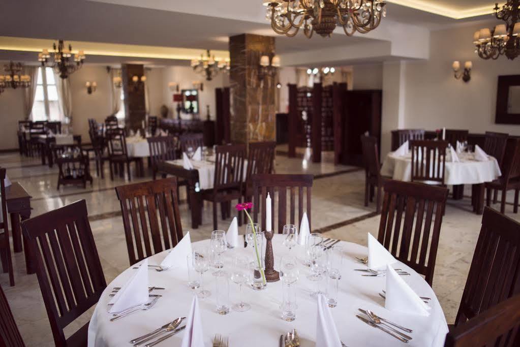 Orient Palace Bielany Wrocławskie 외부 사진